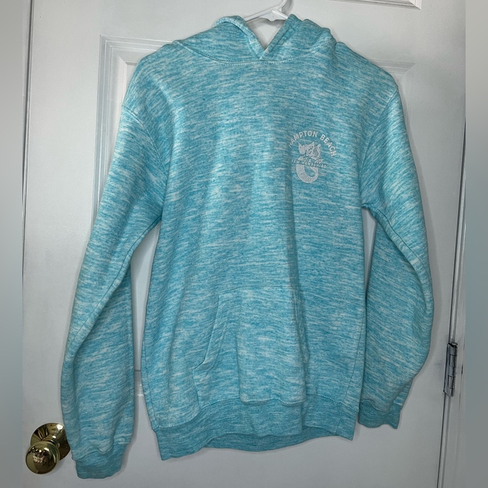 Youth Hampton Beach light blue hooded pullover sweatshirt size XL